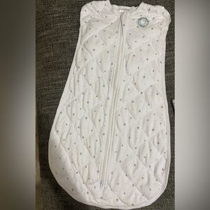 Dreamland weighted swaddle. 0-6 months.